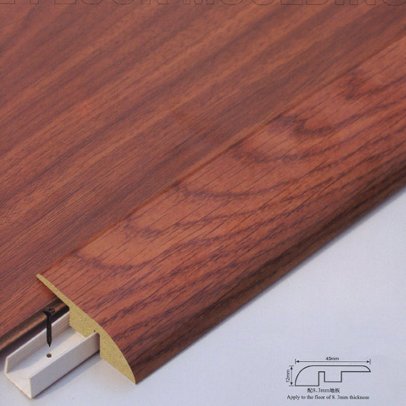 Limen Transitio Reducer ad Laminate Tabulatum